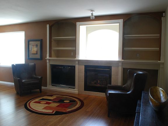 4th image of 1447 NE 166th Ct