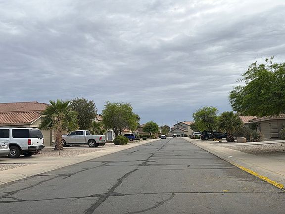 5th image of 1706 W Coolidge Way