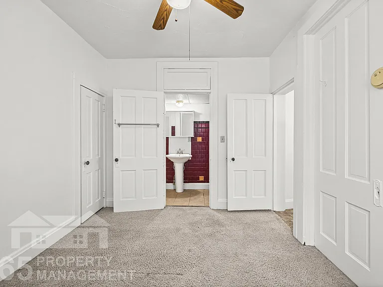 632 Ferry St #5 — Photo 6