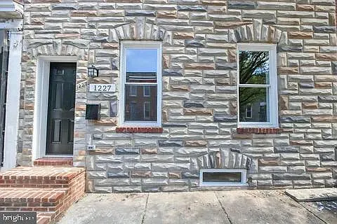 4 bed, 3.5 bath, 2664 sqft, $2,975 — Photo 2
