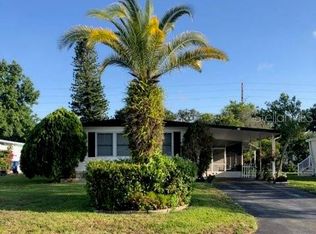 228 Independence Ave, Palm Harbor, FL 34684