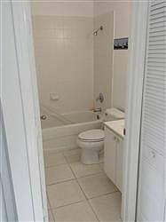 5th image of 1261 SE 31st Ct Unit 206