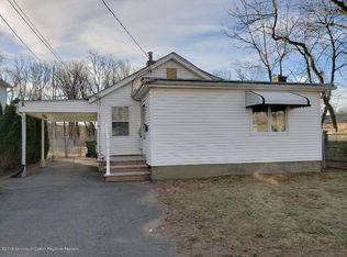 14 Mill St, Eatontown, NJ 07724