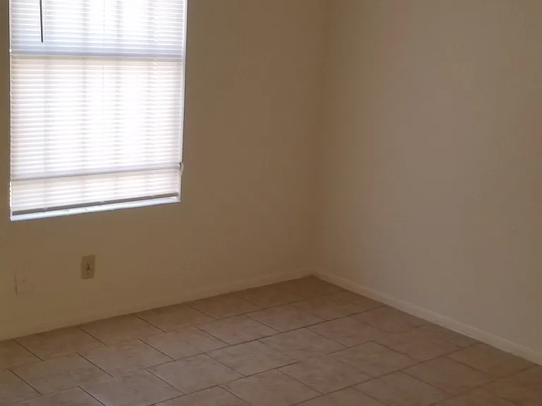 4222 Woodmanor Dr #2 — Photo 7