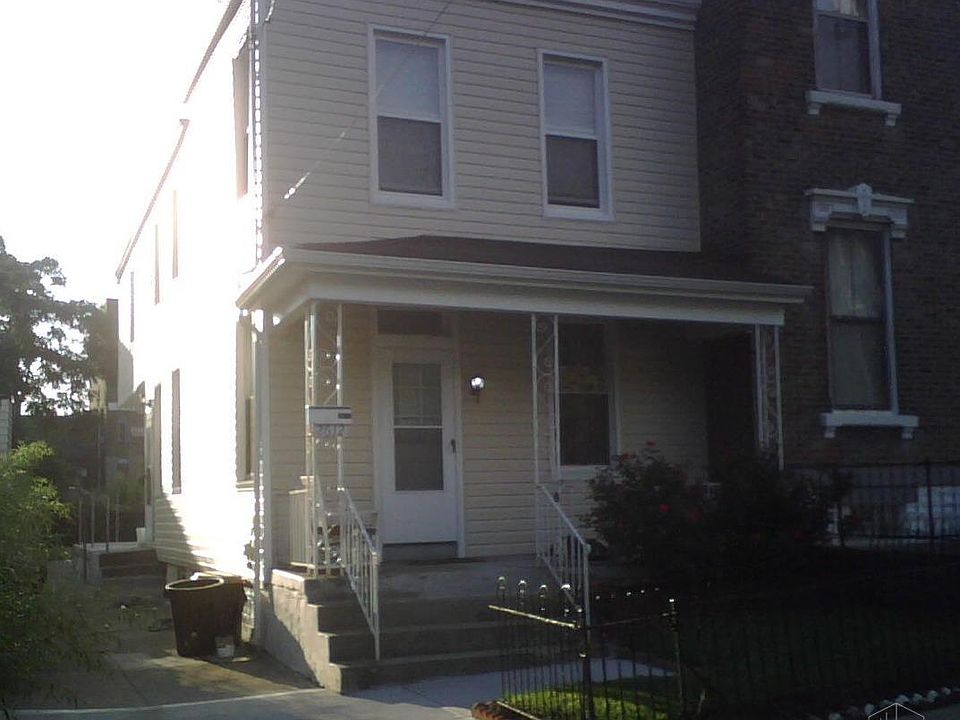 1st image of 2612 Jefferson Ave