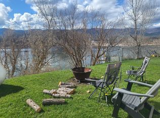 405 Hubbard St, Plains, MT 59859