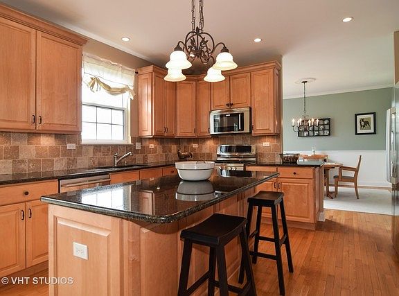 5th image of 1450 Saddleridge Pl