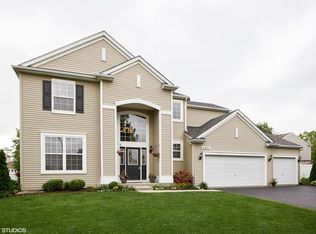 11637 S Chesapeake Dr, Plainfield, IL 60585