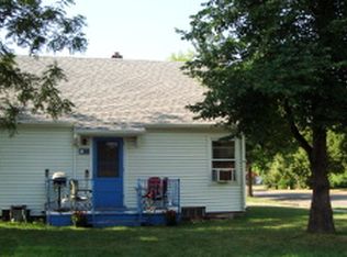 1403 3rd Ave N, Moorhead, MN 56560