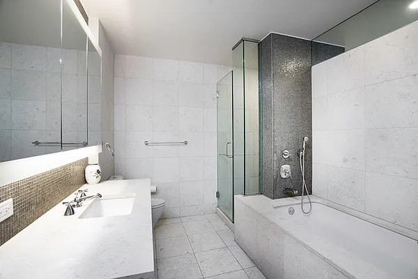 Rented by Oxford Property Group | media 9