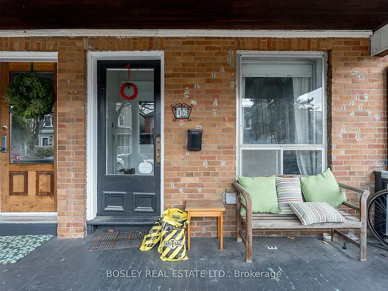 16 Hallam St #BASEMENT — Photo 2