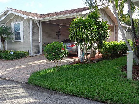 2nd image of 6423 NW 28th Ln