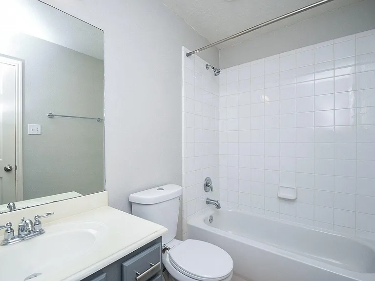 13911 Sorrel Grove Ct — Photo 12