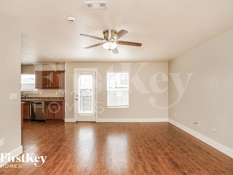 6983 Sierra Meadows Dr — Photo 4