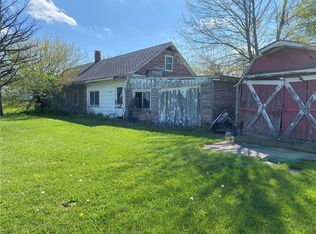 13867 N State Highway 49 St, Willow Hill, IL 62480