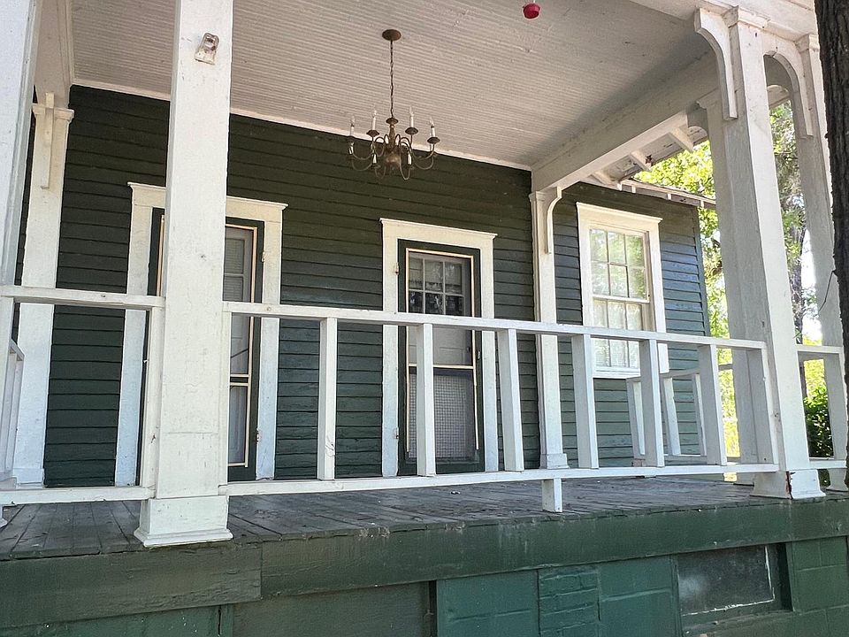 Front porch overlooking river