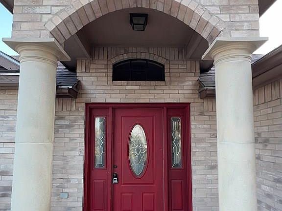 2nd image of 424 Gilson Rd