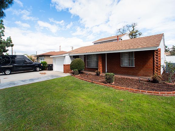 2nd image of 9215 La Docena Ln