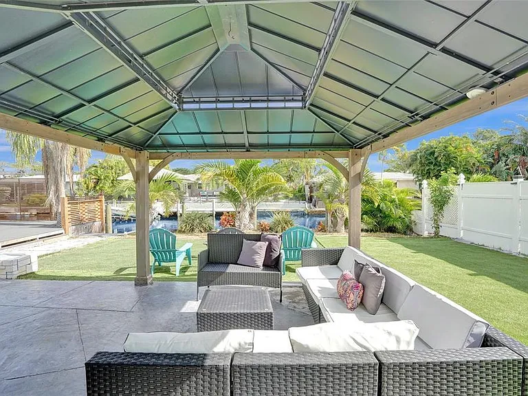 1710 SW 6th Ave — Photo 39