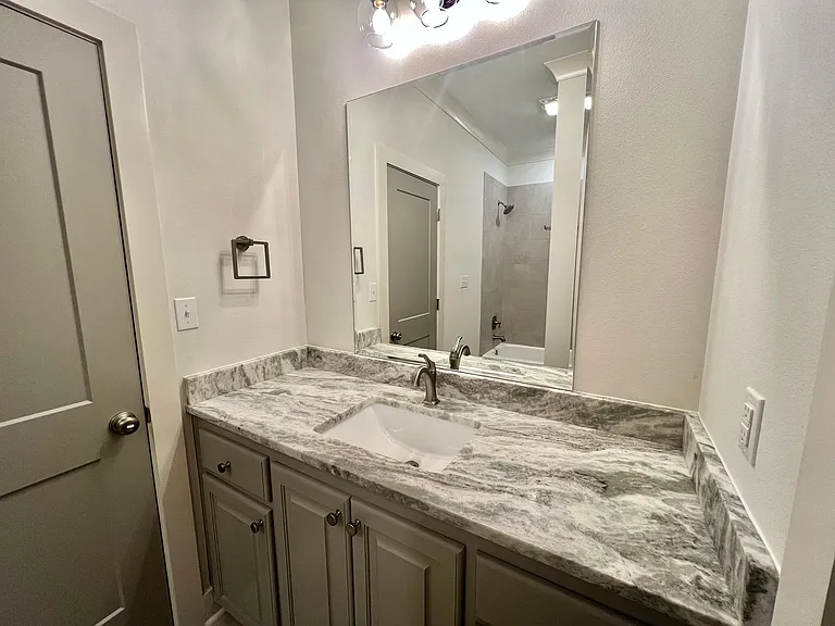 17529 Comfort Blvd — Photo 7