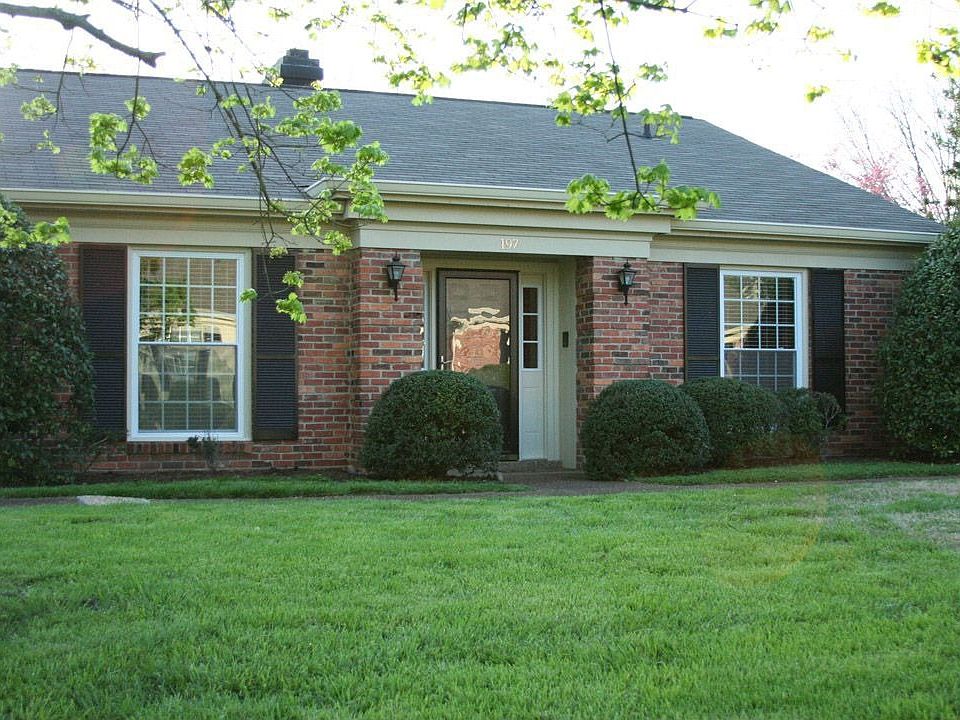 Move In Ready!  Charming renovated townhome!