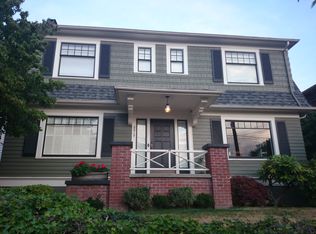 2217 5th Ave N, Seattle, WA 98109