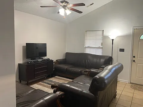 1716 Gerald Dr — Photo 3