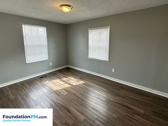 4th image of 1392 Kyle St