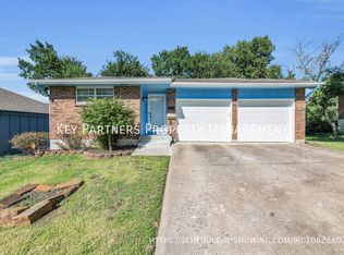 9120 Central St, Kansas City, MO 64114