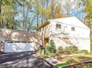 3700 Oak Hill Way, Fairfax, VA 22030