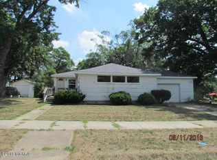 409 Michigan Ave, Dowagiac, MI 49047