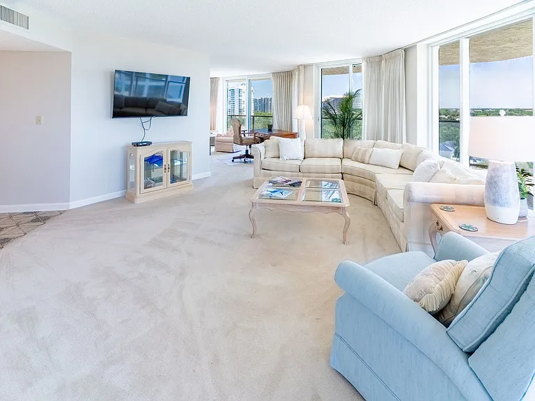 4901 Gulf Shore Blvd N #903 — Photo 6