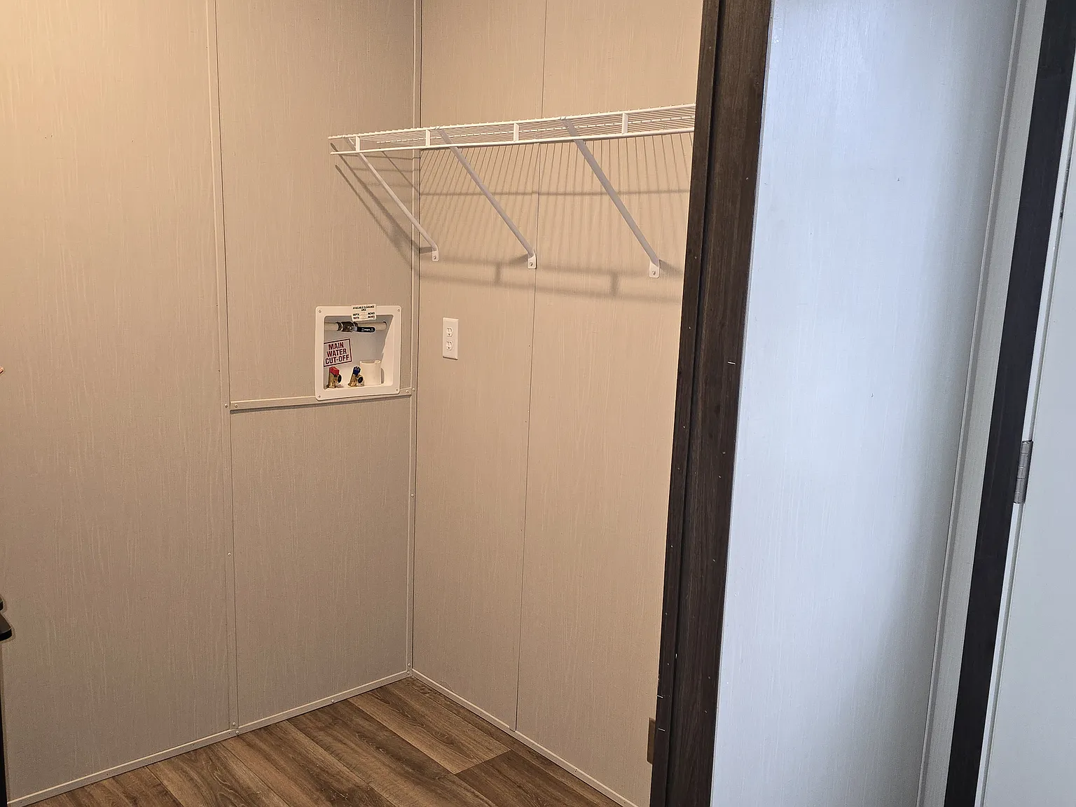 3 bed, 1080 sqft, $1,250 — Photo 3