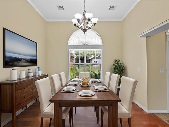 4th image of 400 Misti Ct