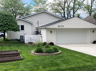 8770 Riverside Dr, Brighton, MI 48116