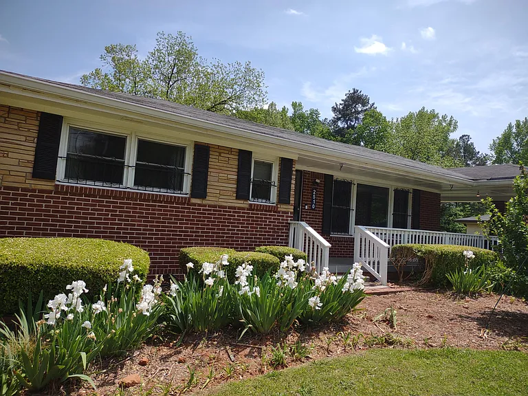 2510 Miriam Ln — Photo 5