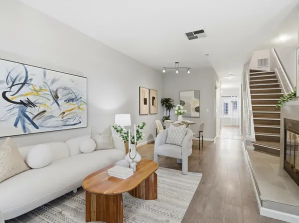962 Belmont Ter Unit 9, Sunnyvale, CA 94086