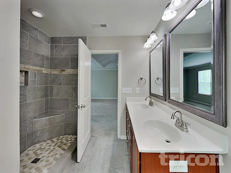 1512 Cherry Park Dr — Photo 12