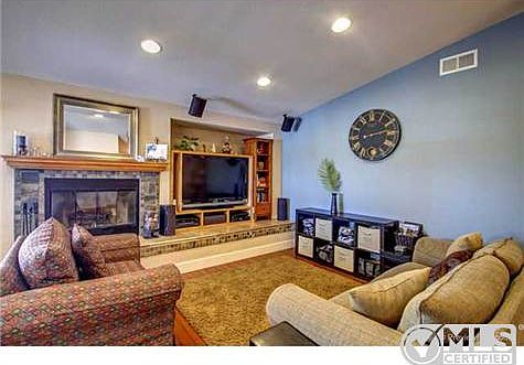 3rd image of 13727 Paseo Cevera