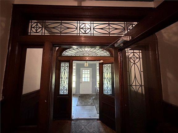 4th image of 120 3rd St
