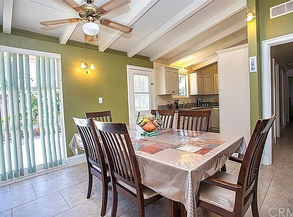 4th image of 1258 E Banyan Ave