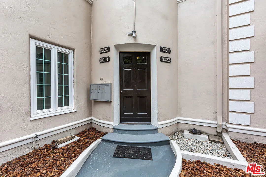 1 bed, 1.0 bath, 875 sqft, $3,750 — Photo 3