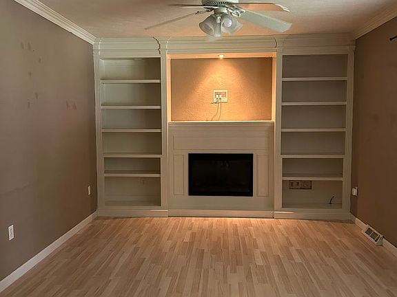 4th image of 10 Tanbark Dr