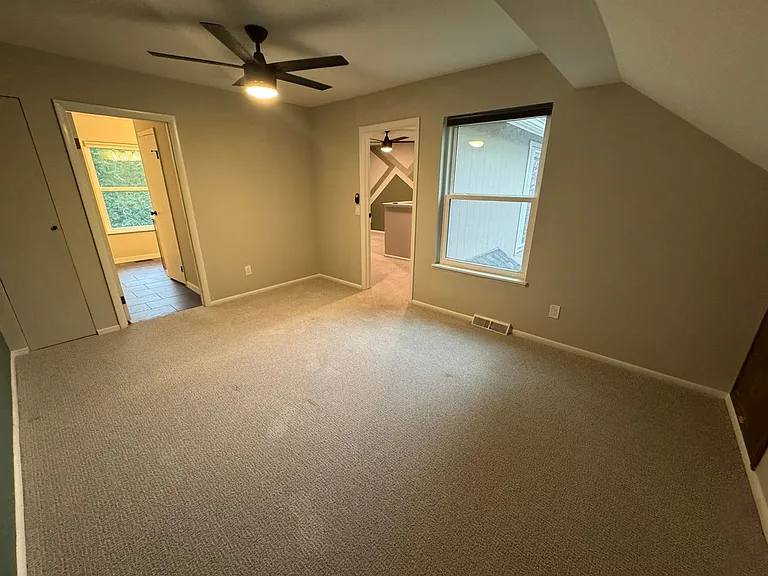 2667 S Xanadu Way #F — Photo 14