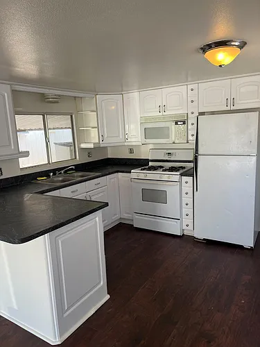 15682 Grand Ave #22 Photo 1