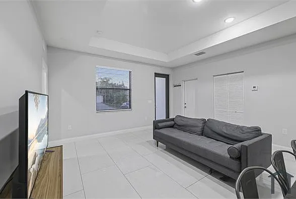 2915 65th St W — Photo 6