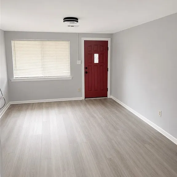 218 Fell St — Photo 3