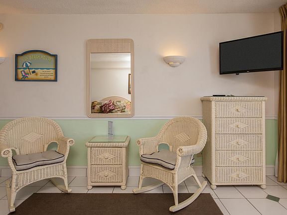 5th image of 701 S Atlantic Ave #617