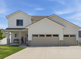 1001 NW Benjamin Dr, Ankeny, IA 50023