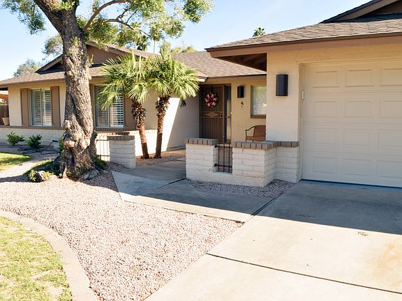 2nd image of 5201 E Crocus Dr